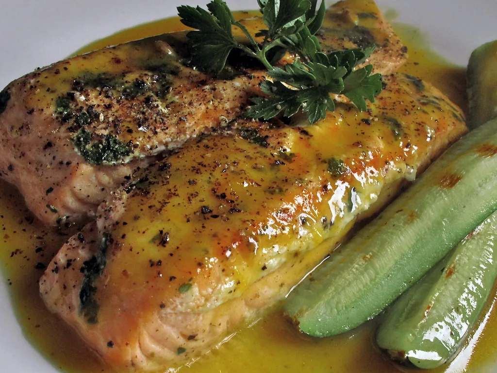 Pesca en tabla de cedro